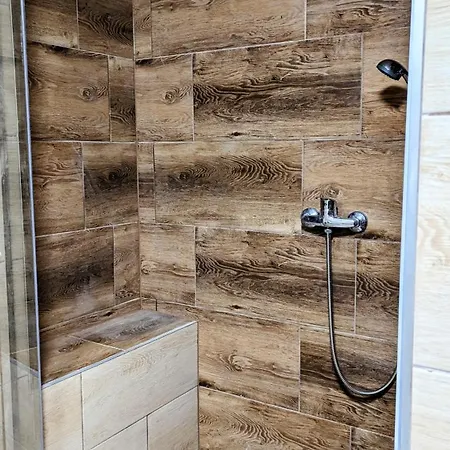 Ursus Mens Only - Self Check-in Hostal *