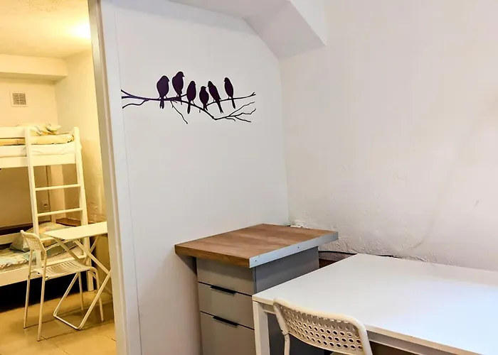 Ursus Mens Only - Self Check-in Hostel Warszawa